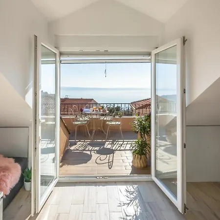 Apartment Ferdo 2 Makarska