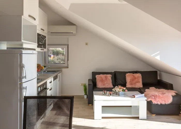 Apartment Ferdo 2 *
